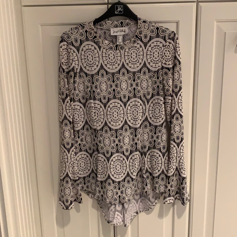 Joseph Ribkoff size 4 gorgeous white and black tunic - Picture 1 of 4